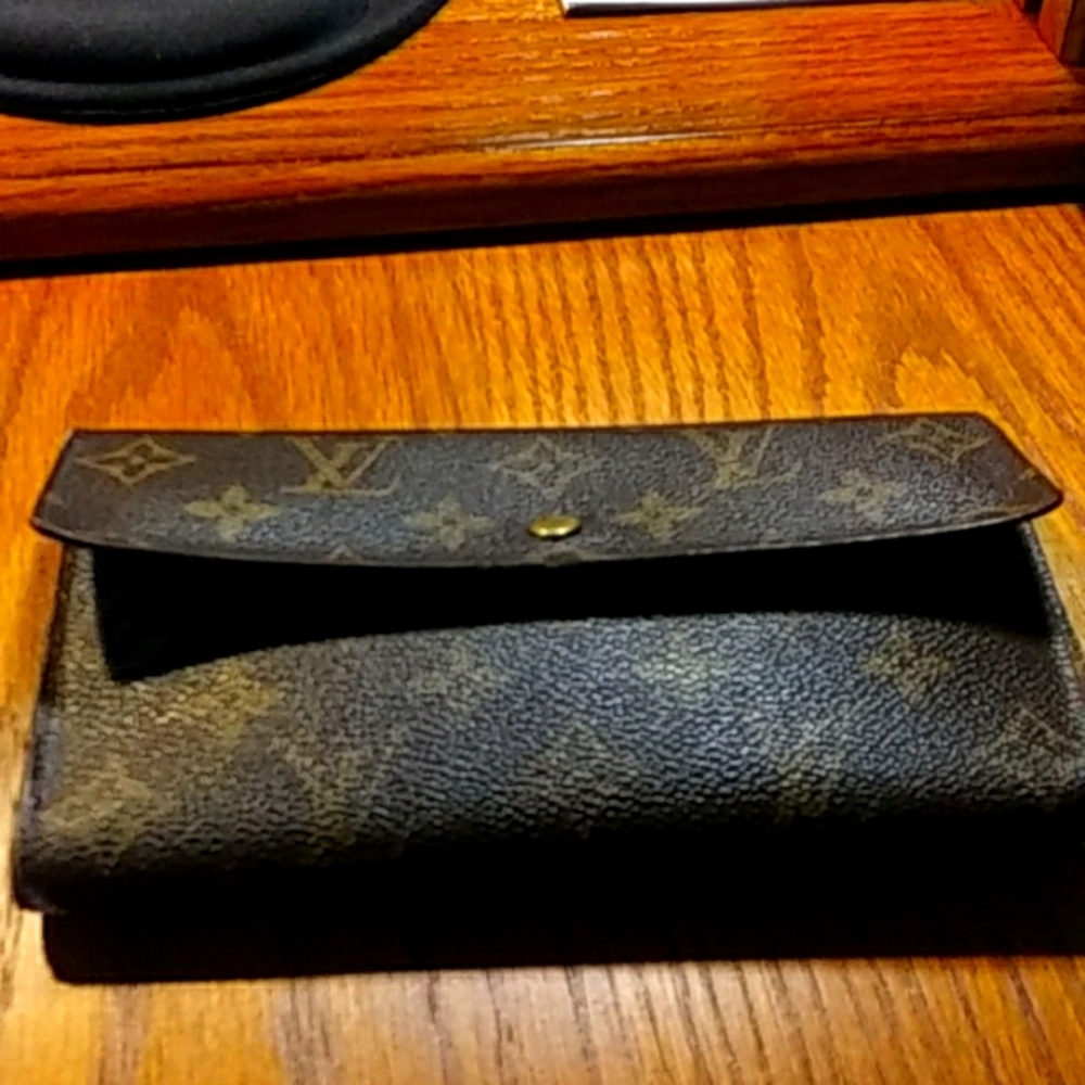 Authentic Louis vuitton brown tresor Porte monogram international wallet